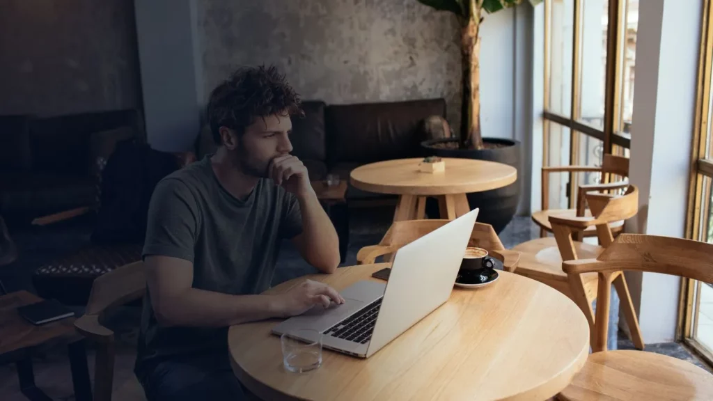 Freelance Dubaï : Visa, budget et démarches en 2026