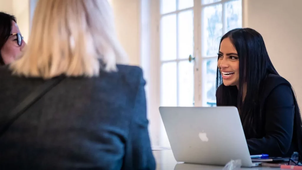 Accompagnement création société Dubai - Freezone Mainland Offshore